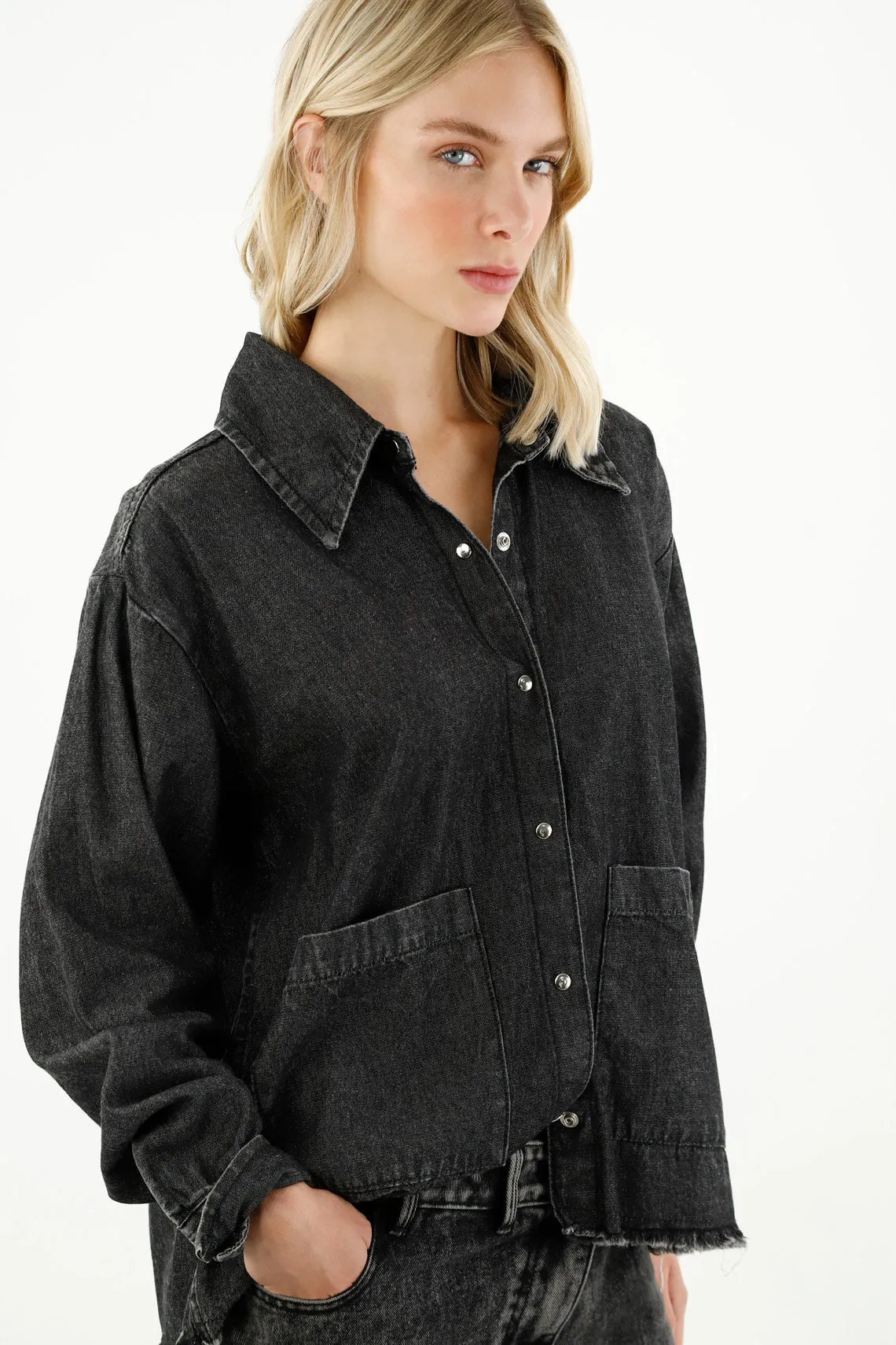 Camisa en chambray negra para mujer