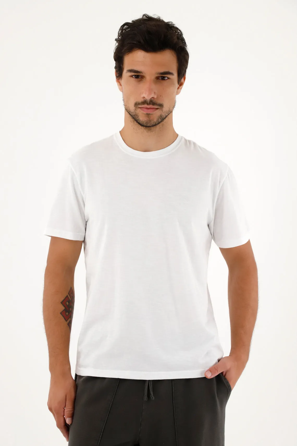 Camiseta con raqueta bordada blanca para hombre