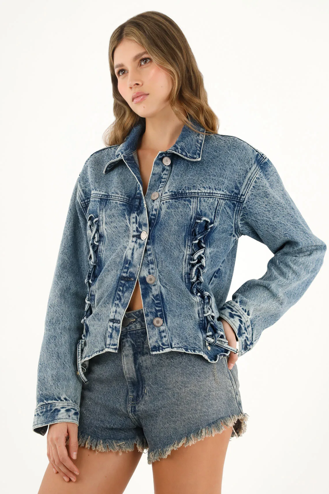 Chaqueta efecto Acid Wash azul para mujer