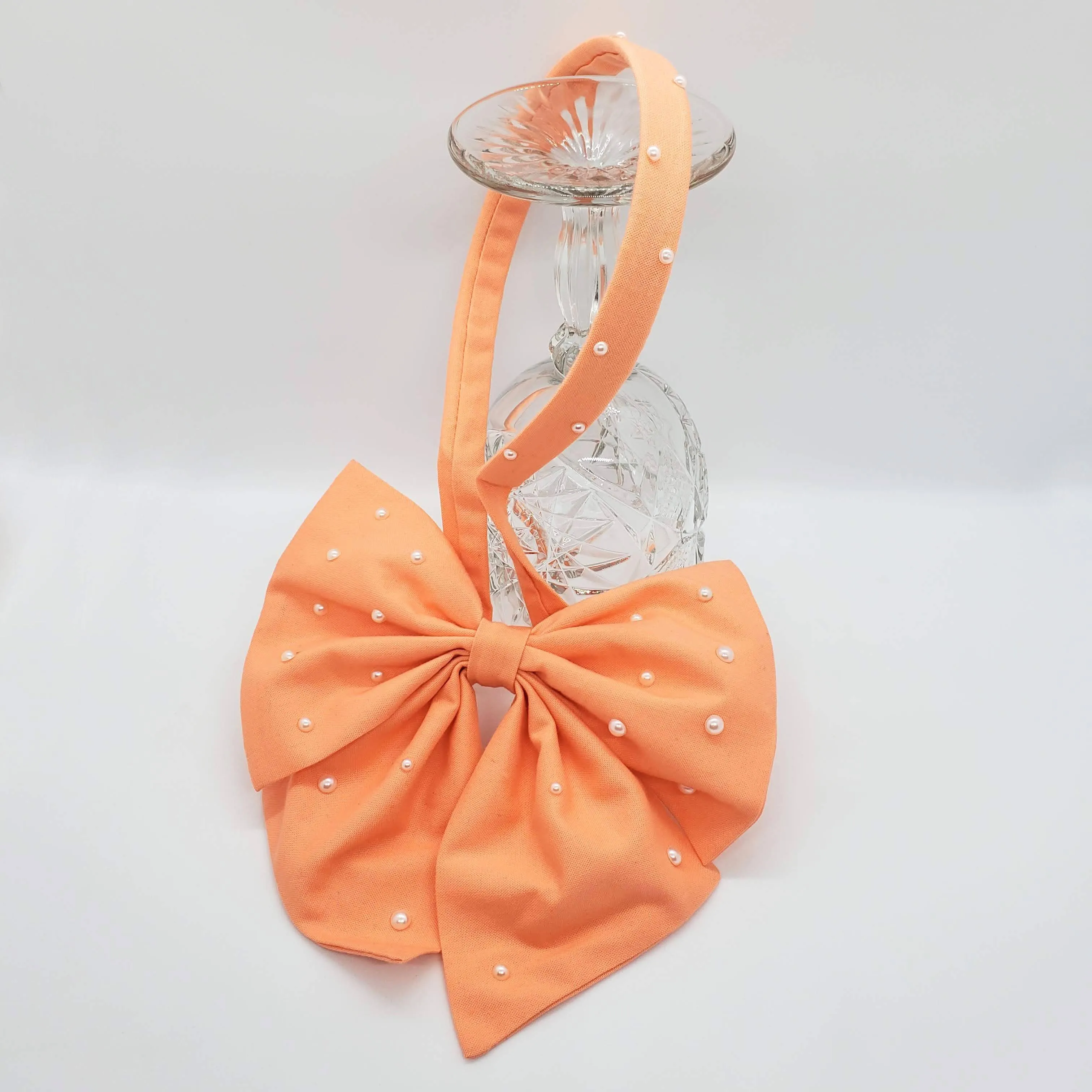 Diadema con Moño /  Elegant Tiara with Bow / Satin fabric Bow for Girls