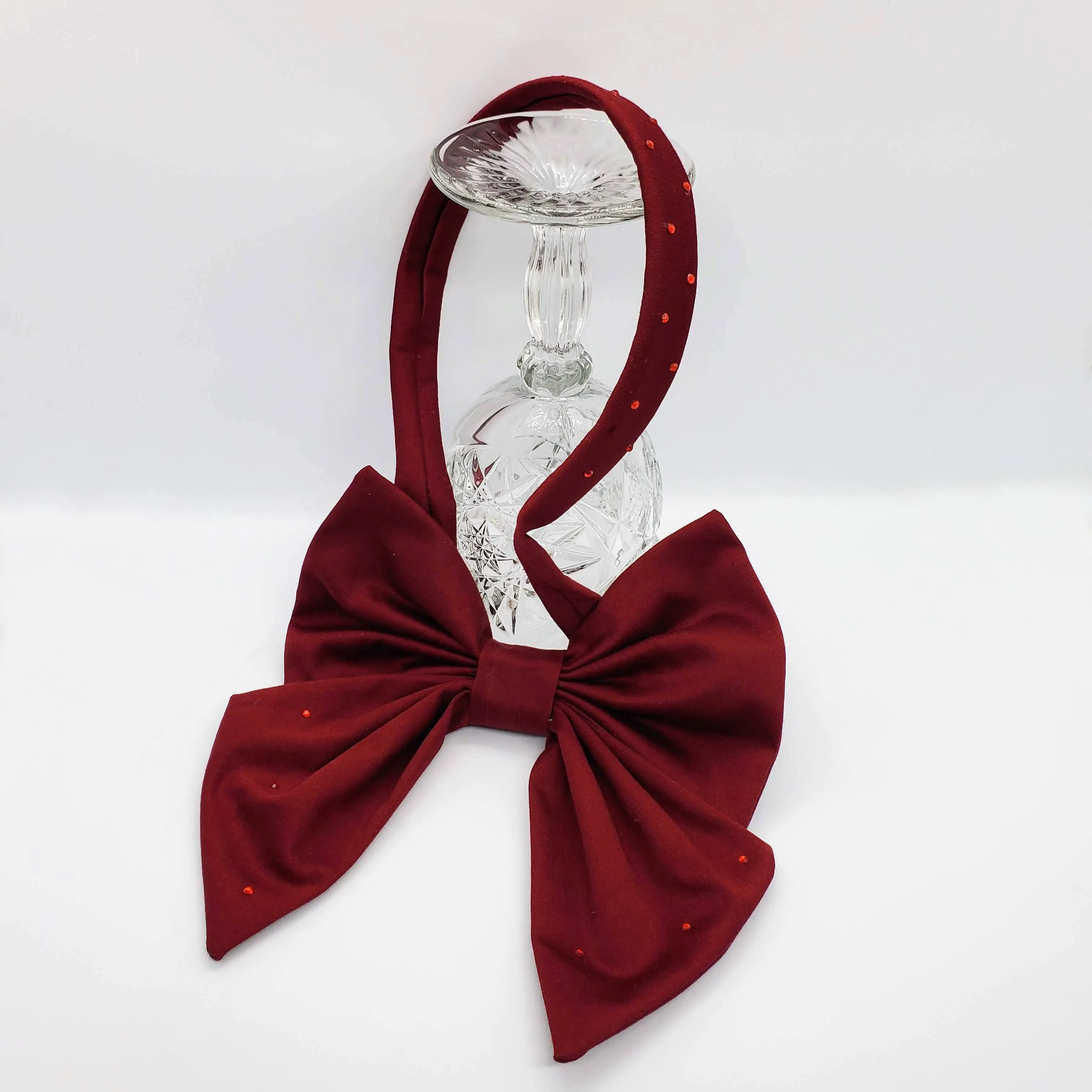 Diadema con Moño /  Elegant Tiara with Bow / Satin fabric Bow for Girls