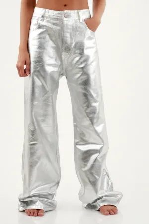 Womens Metallic Gray Jeans with Chic Detailing