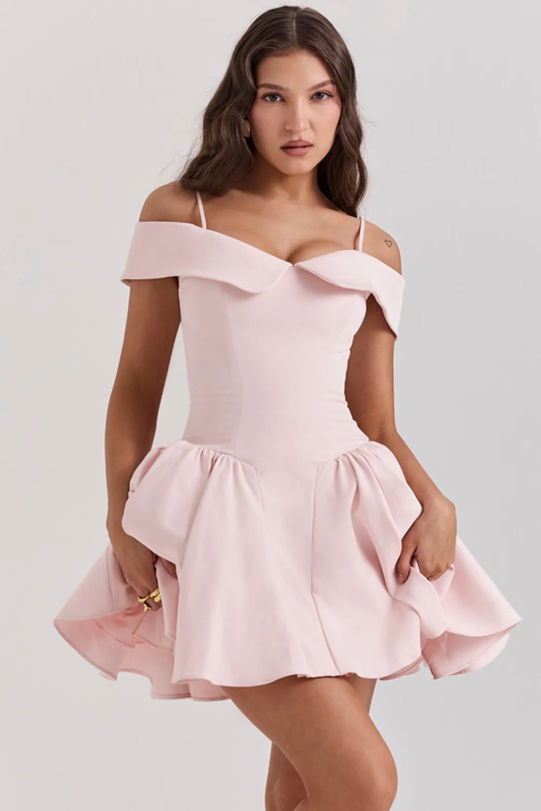 Vestido Curto Bailarina Off Shoulder Rosa Modelo Elida